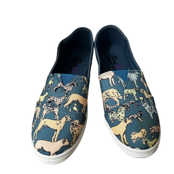The Animal Rescue Site Dog Shoes Women’s 7 Flat Slip On Canvas Loafers - Picture 7 of 7